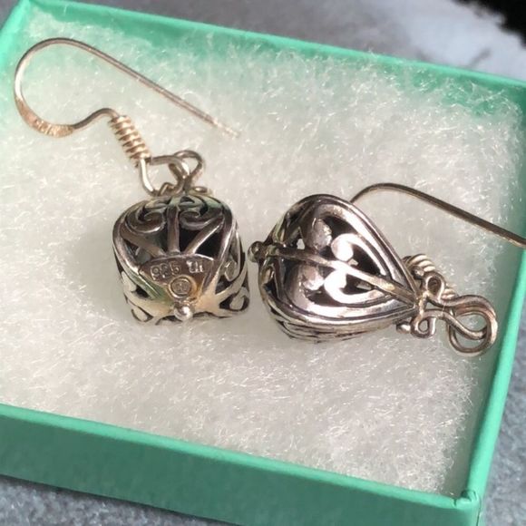 Vintage Filigree Scroll Sterling Silver Pyramidal Shaped Drop Dangle Earrings - Picture 2 of 6